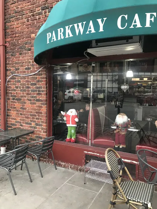 Parkway Café Picture 8