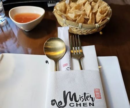 Mister Chen Seafood & Bar