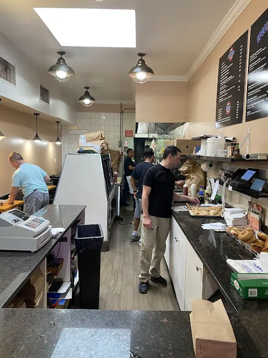 Giannoni's Deli Picture 2