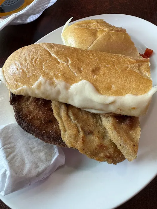 Giannoni's Deli Picture 3