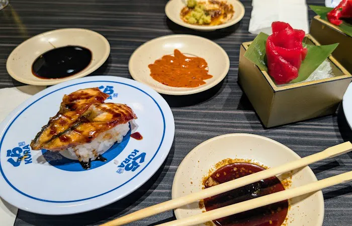 Kura Revolving Sushi Bar Picture 7