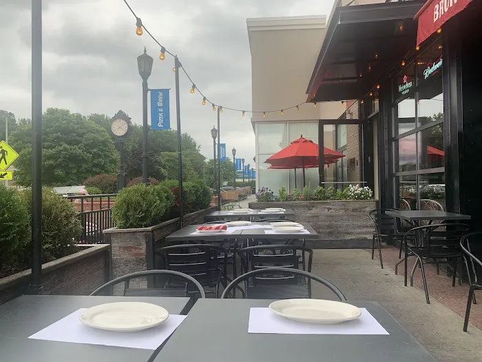 Pizza & Brew Scarsdale Picture 6