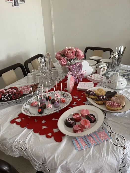 Pretty Lil Sweets Picture 1