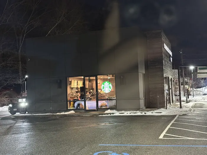 Starbucks Picture 9