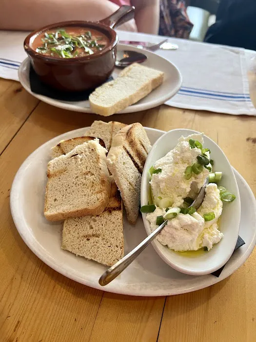 Copper Kettle Cafe Picture 5