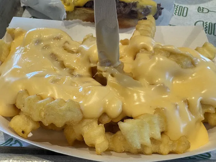 Shake Shack Hartsdale Picture 7