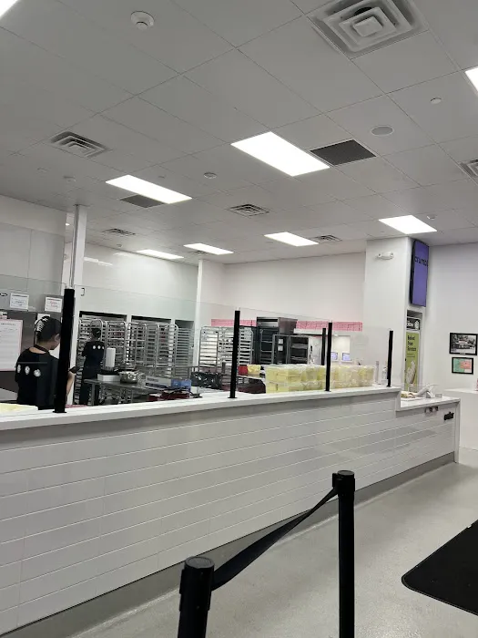 Crumbl - White Plains Picture 4