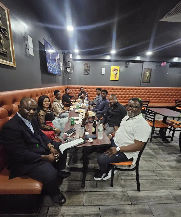 EazyLife Restaurant & Lounge - West African Cuisine Picture 8