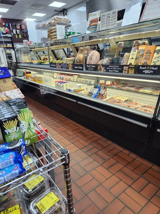 JR Supreme Gourmet Deli Picture 5