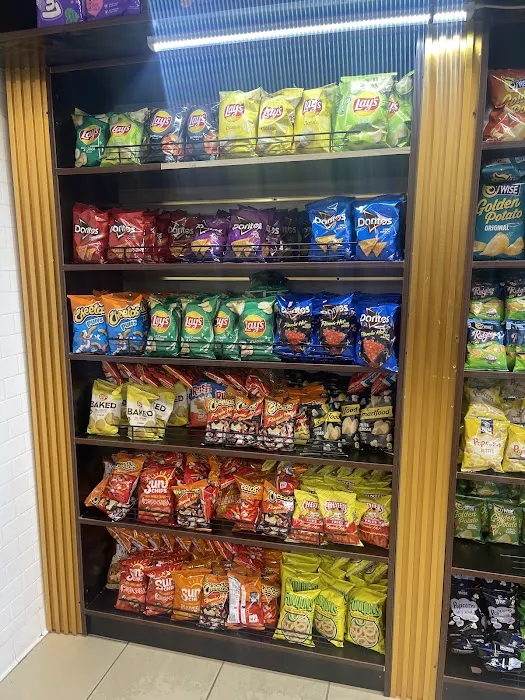 Munchies Deli Picture 3