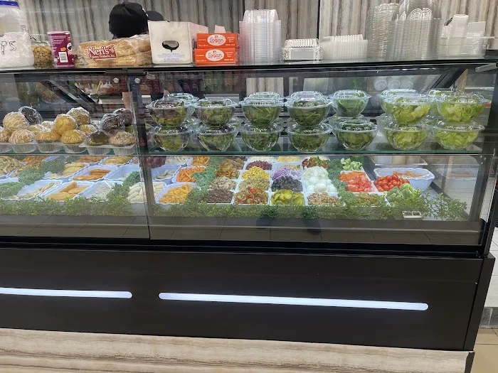 Munchies Deli Picture 7