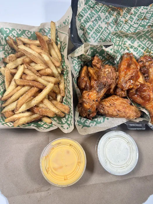 Wingstop Picture 9