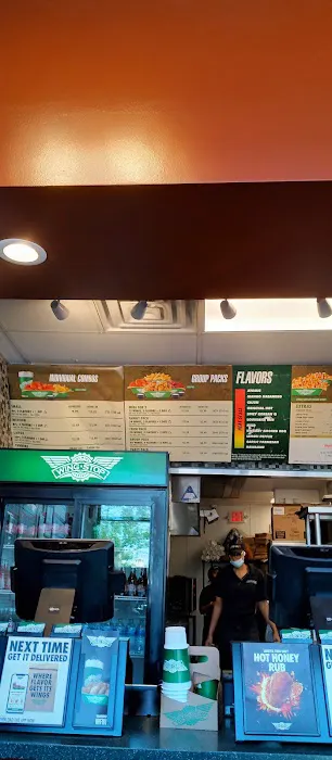 Wingstop Picture 1
