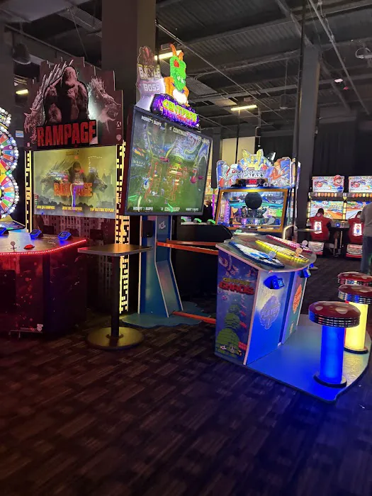 Dave & Buster's Pelham Manor Picture 1