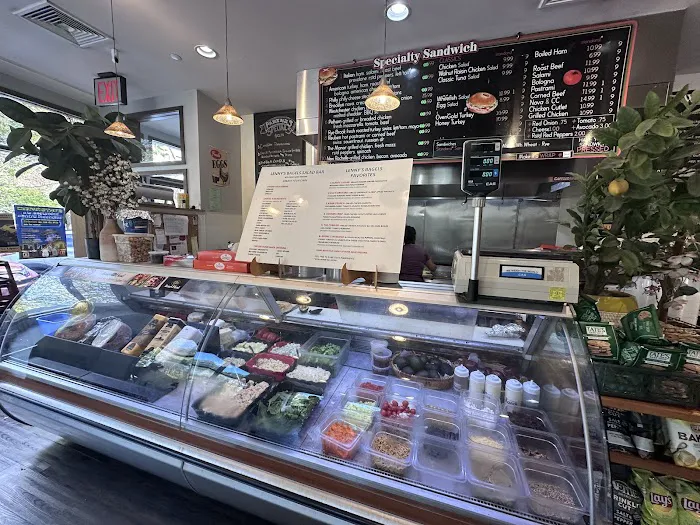Lenny's Bagels Picture 10