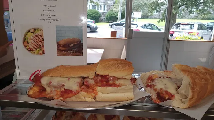 4 Corners Pizzeria Picture 7