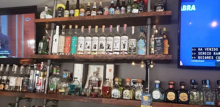 Cantina Lobos Picture 6