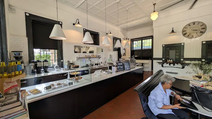 Shea Station Picture 9