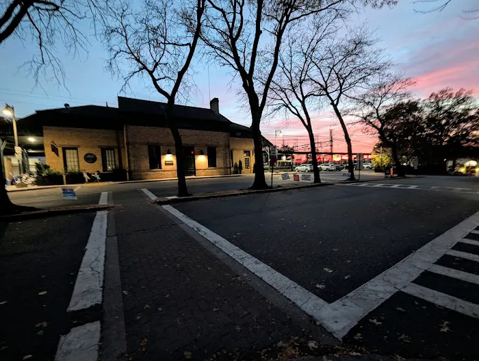 Shea Station Picture 6