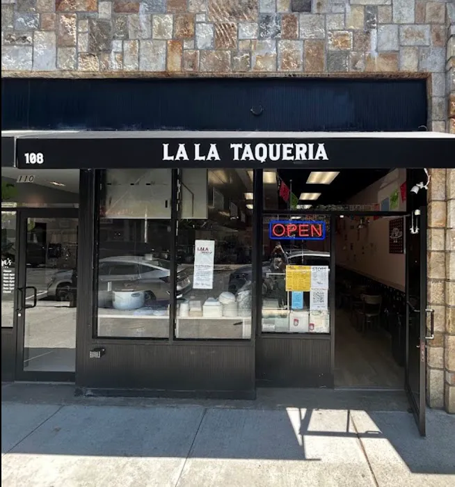 La La Taqueria Picture 4