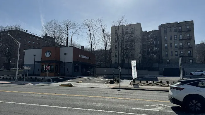 Starbucks Picture 10