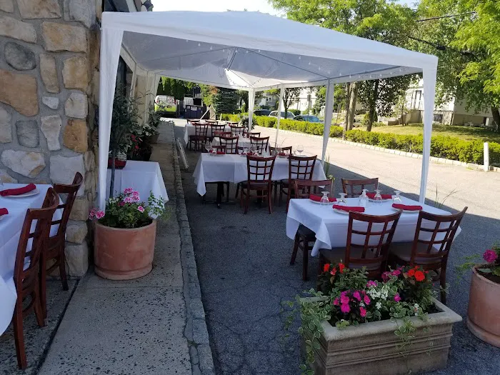 Spadaro Roman Kitchen Picture 9