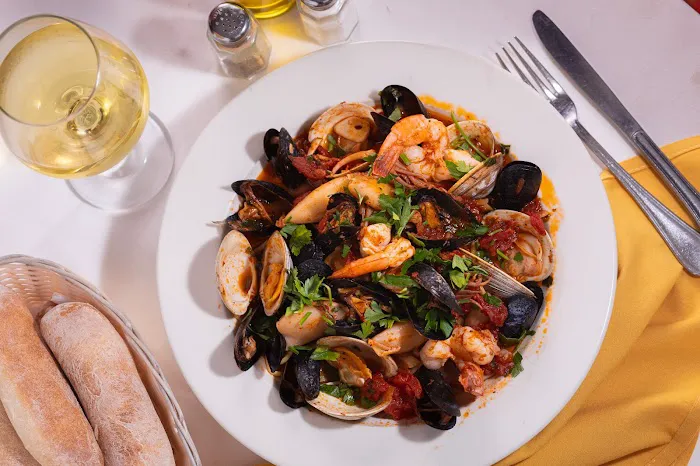 Mamma Francesca Italian Restaurant - Catering & Private Parties - In Westchester - New Rochelle Picture 9