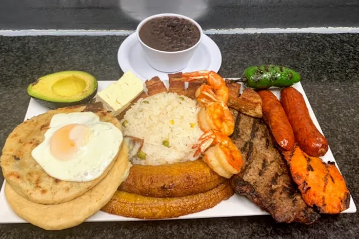 DGS LA HACIENDA Restaurant & Bar Picture 9