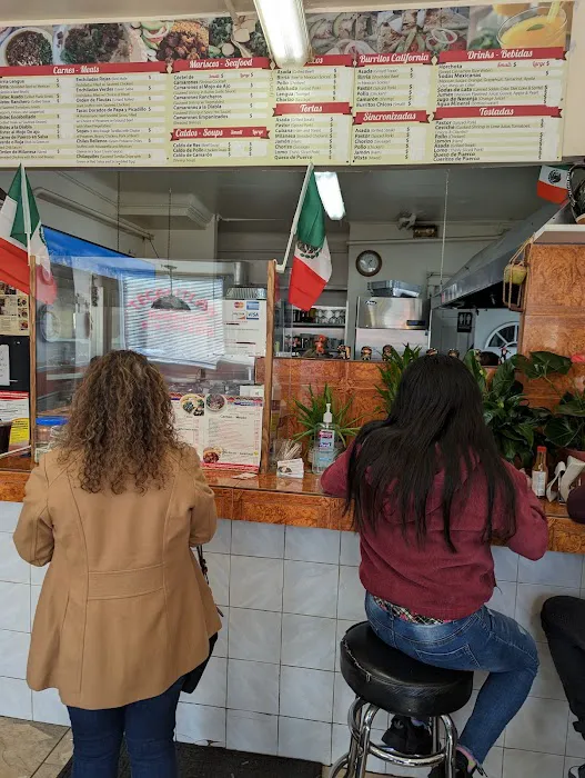 Tecalitlan Mexican Restaurant Picture 3
