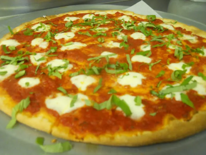 Fratelli Pizza & Pasta Picture 5