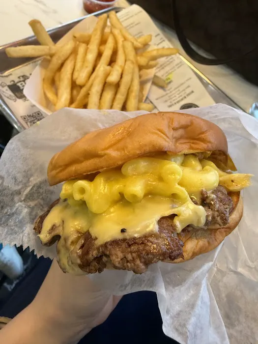 Boss Burger N' Gyro Picture 5