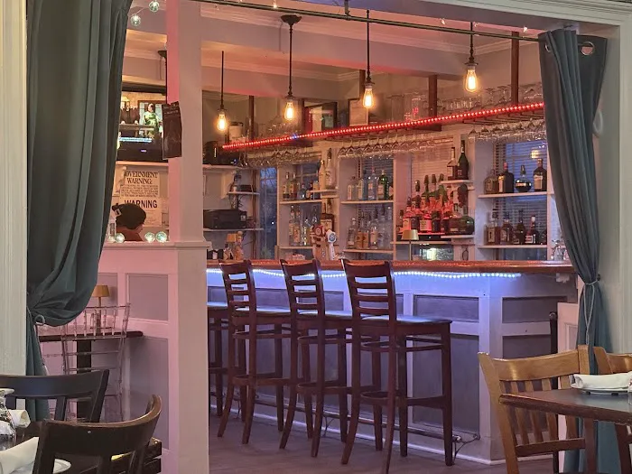 Marina View Restaurant & TIKI BAR Picture 10