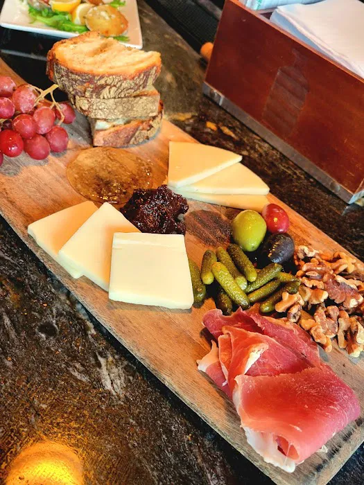 Meritage Wine Bar Picture 4