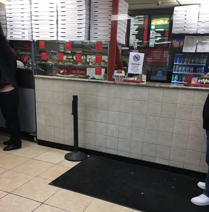 Alfonso's Pizza Picture 10