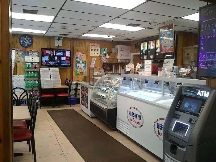 Alfonso's Pizza Picture 4