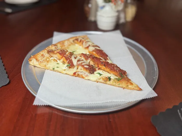 Dom & Vinnies Restaurant Picture 2