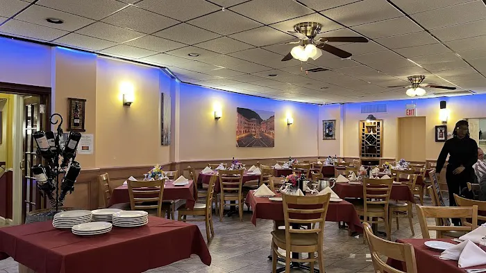Reno's Trattoria Picture 7