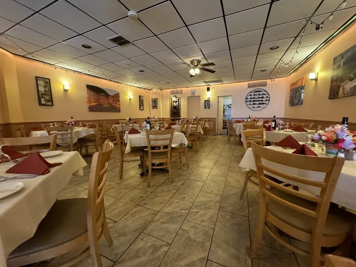 Reno's Trattoria Picture 1