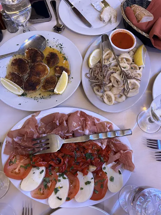 Reno's Trattoria Picture 3