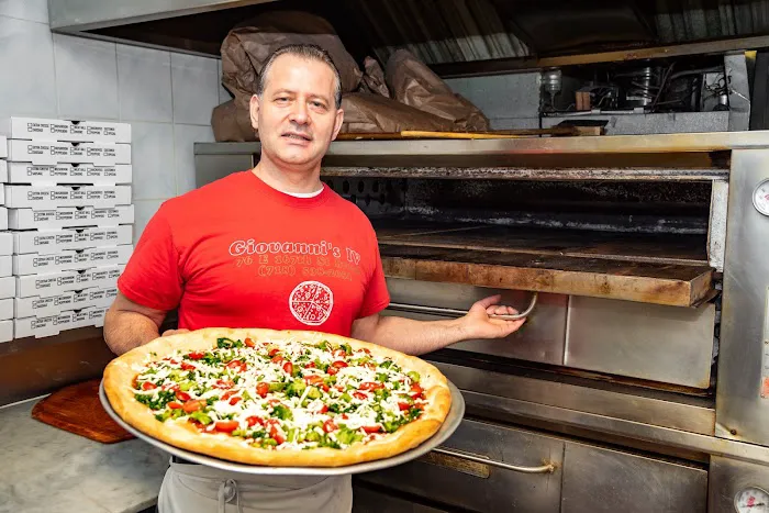 Giovanni's Pizza Picture 2
