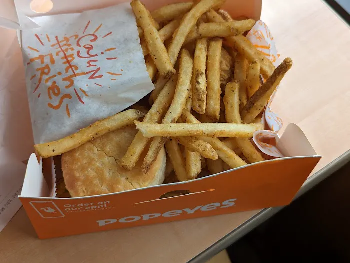 Popeyes Louisiana Kitchen Picture 2