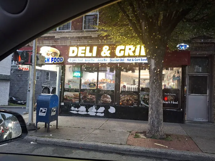 Gourmet Deli Picture 1