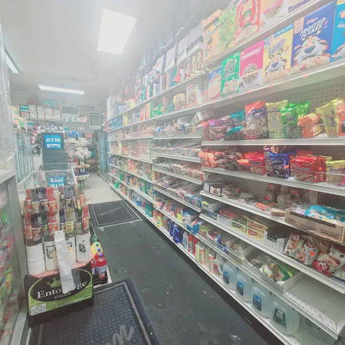 Hot Corner Deli Picture 2