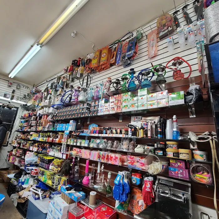 Hot Corner Deli Picture 10
