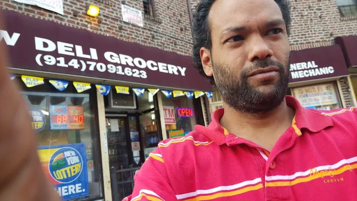 NW Deli Grocery Corporation Picture 3