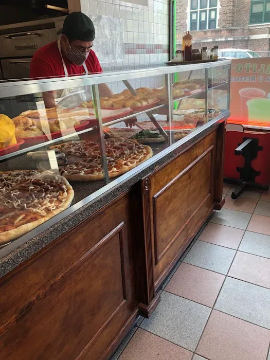 Carlito's Pizzeria Restaurant Picture 9