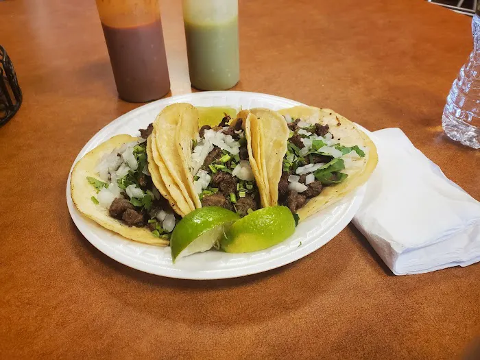 Antojitos Mexicanos los Primos Picture 4