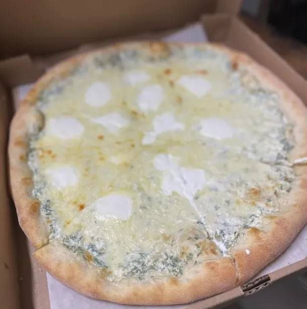 Capis pizza Picture 2