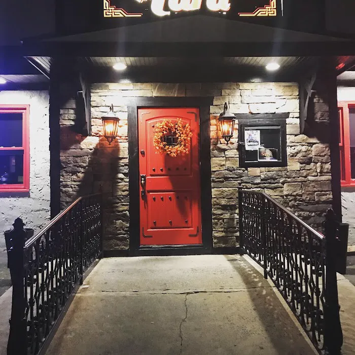 Tara Bar & Grill Picture 8