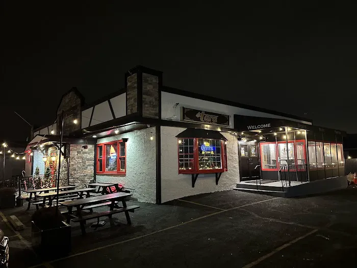 Tara Bar & Grill Picture 3